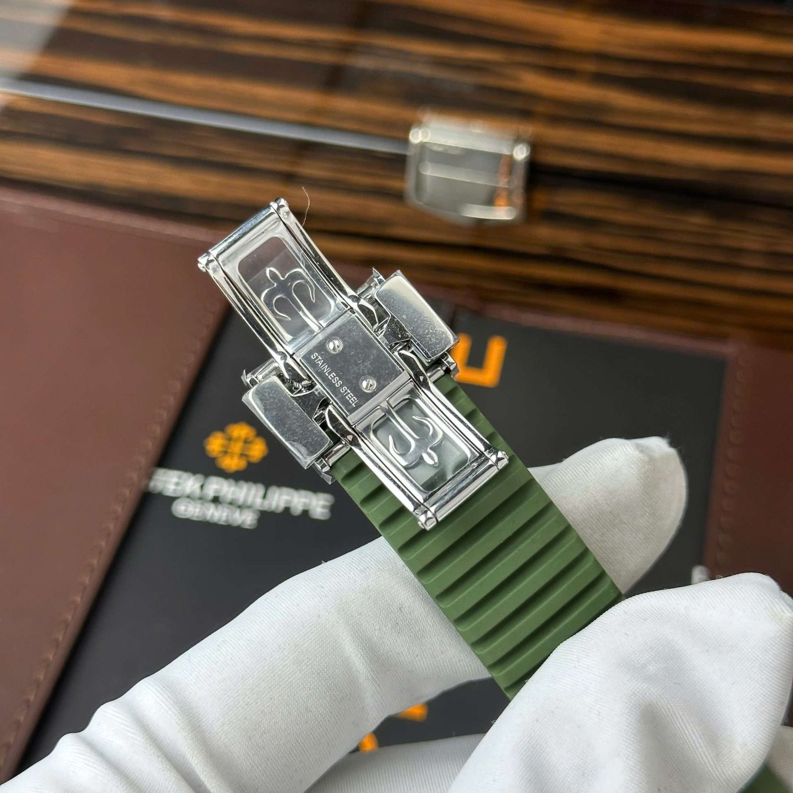 Dong-Ho-Patek-Philippe-Aquanaut-5168G-Che-Tac-Tinh-Chinh-Mat-So-Kim-May-Moc-Chuan-Auth-42-12