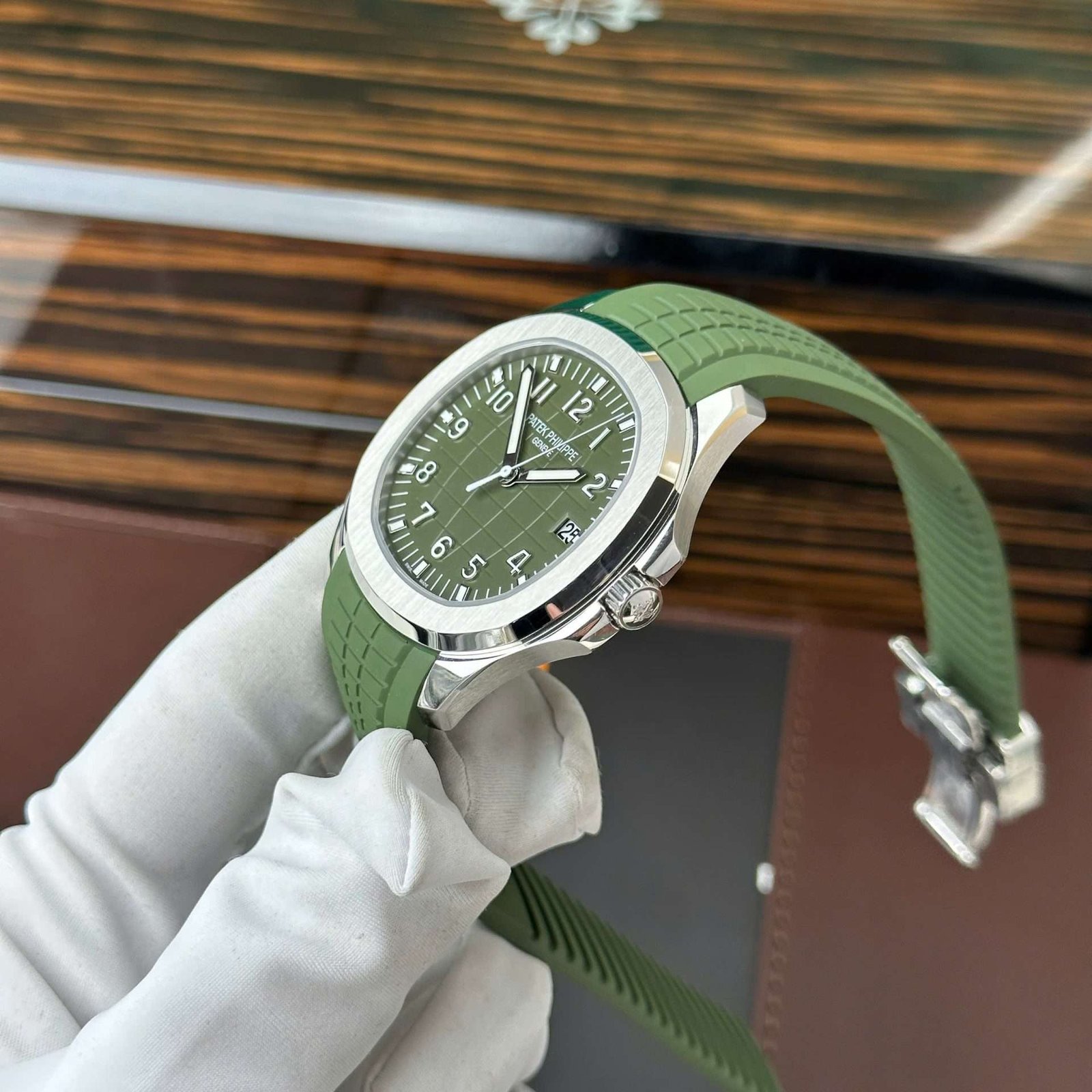 Dong-Ho-Patek-Philippe-Aquanaut-5168G-Che-Tac-Tinh-Chinh-Mat-So-Kim-May-Moc-Chuan-Auth-42-8