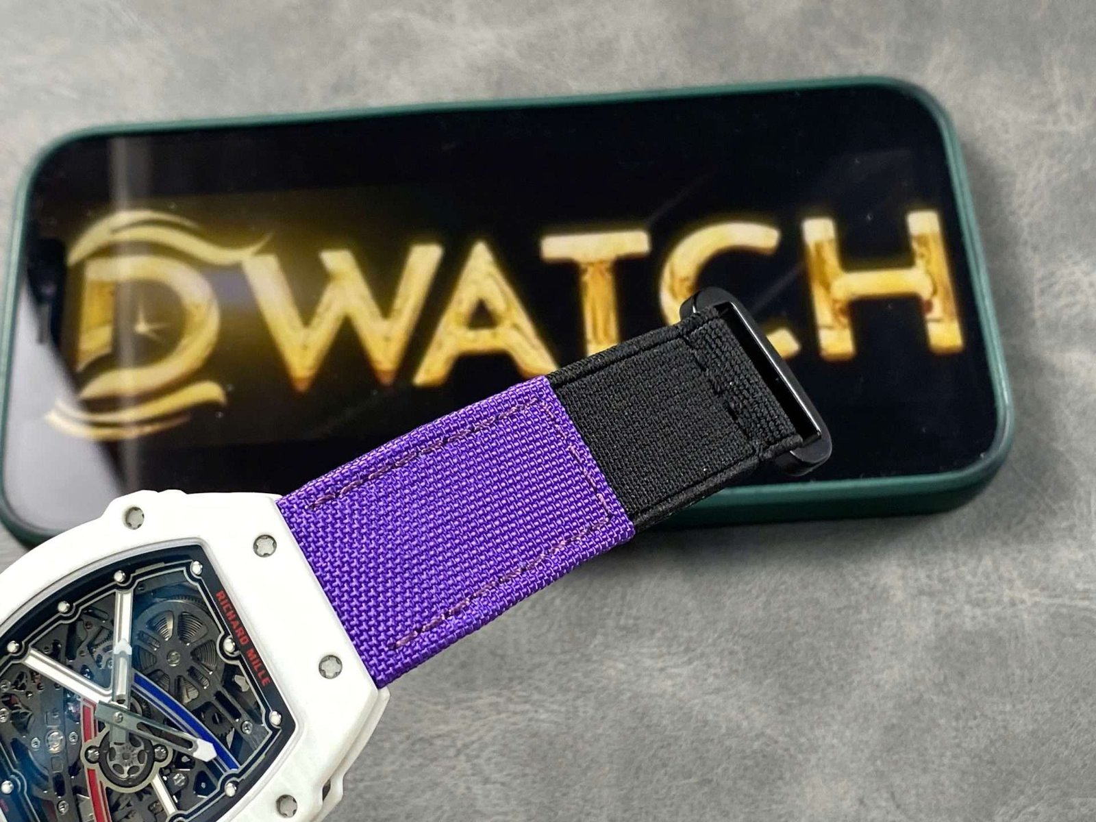 Dong-Ho-Richard-Mille-RM67-02-Che-Tac-Vo-Carbon-Trang-Sieu-Nhe-37-Grams-38.7×47-18
