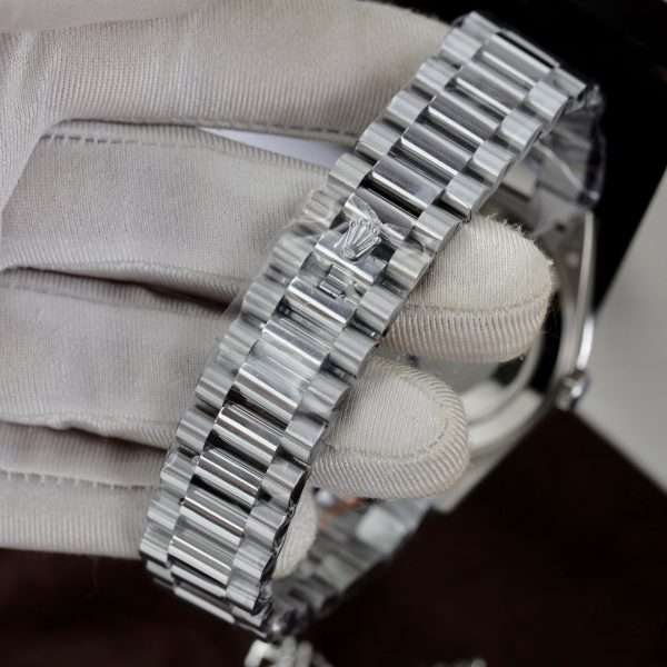 Dong-Ho-Rolex-Day-Date-Mat-So-Thien-Thach-Nha-May-GM-V3-40mm-11-600×600