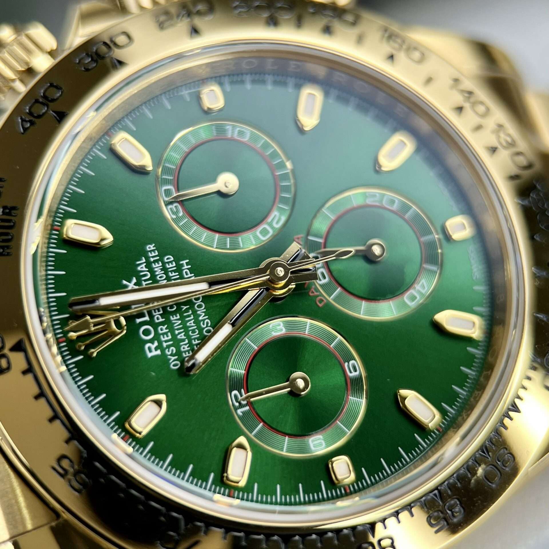 Dong-Ho-Rolex-Daytona-116508-Loki-Replica-Cao-Cap-BT-Factory-40mm-3