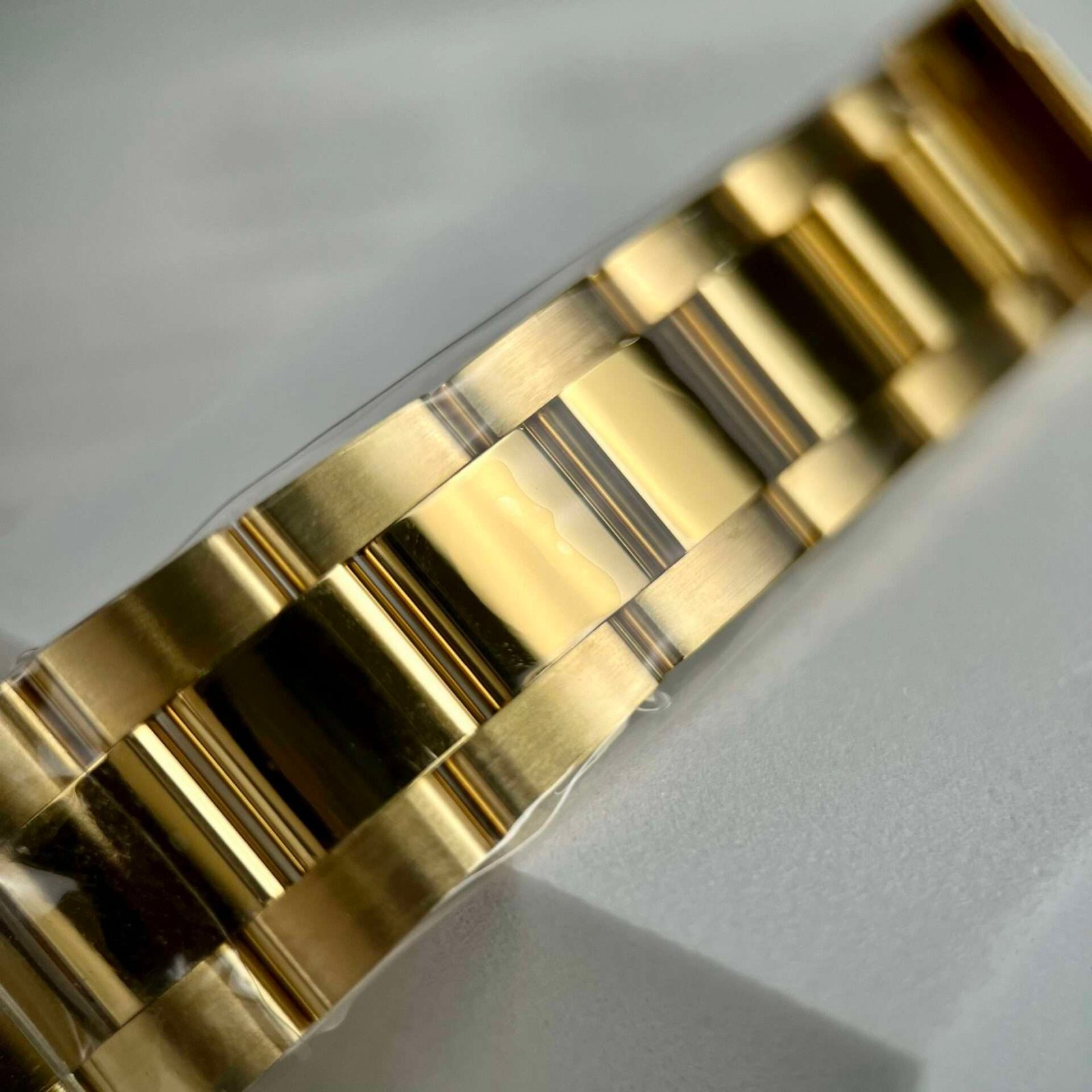 Dong-Ho-Rolex-Daytona-116508-Loki-Replica-Cao-Cap-BT-Factory-40mm-8