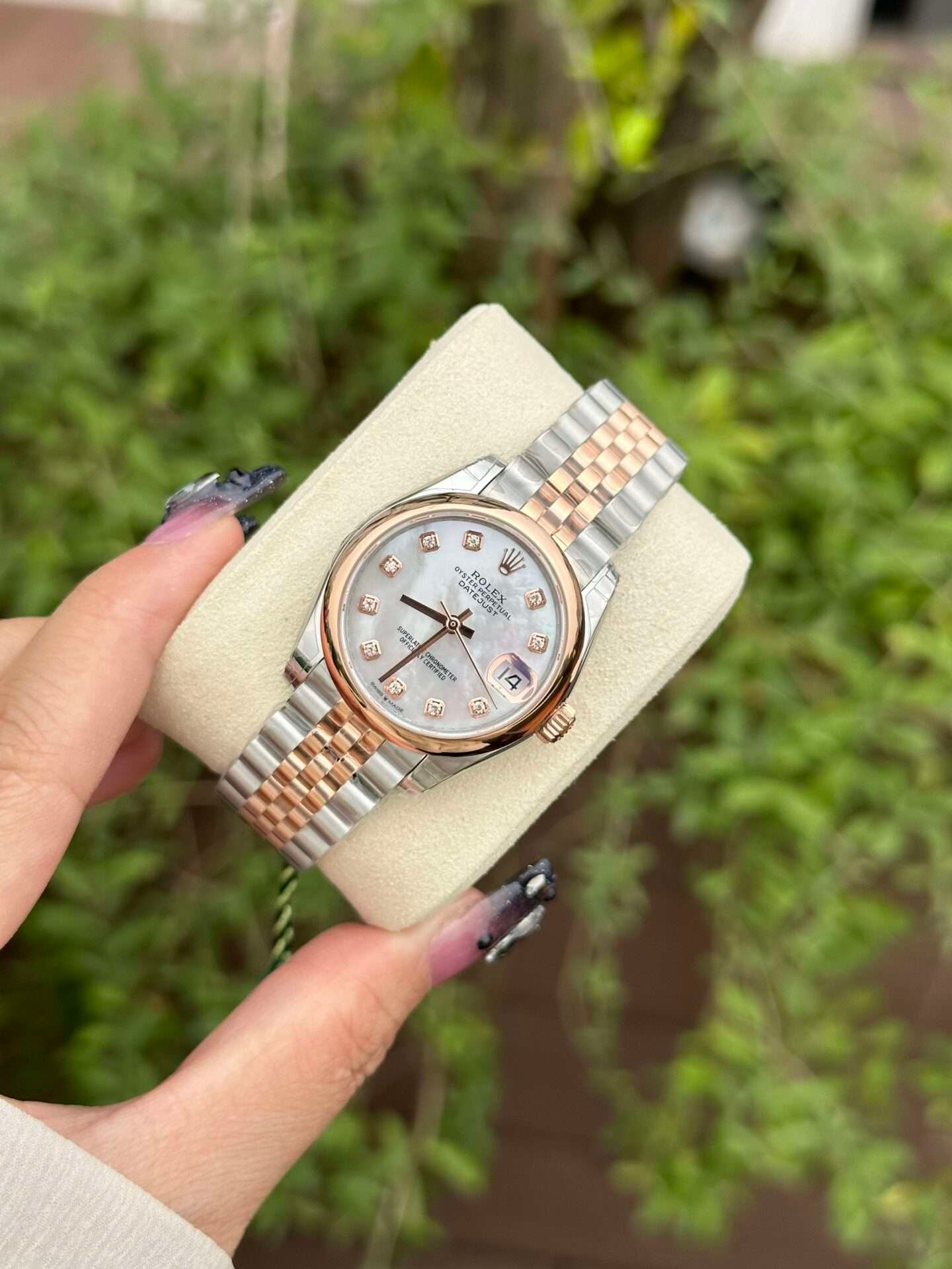 Rolex-DateJust-Nu-Mat-Xa-Cu-Day-Julibee-Replica-31mm-4