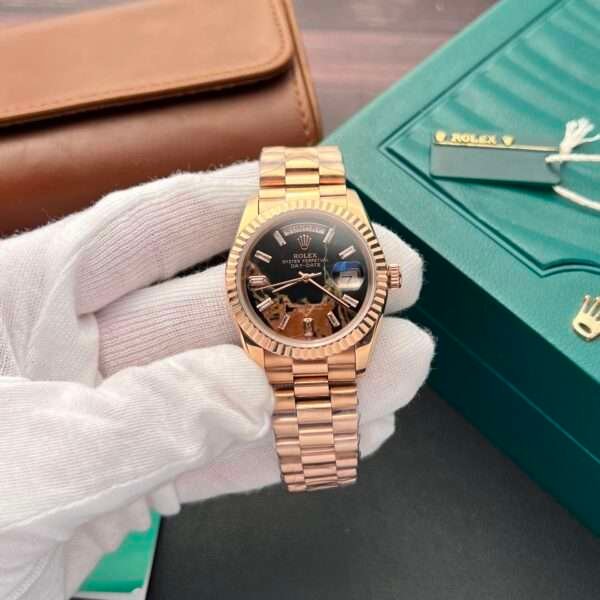 Rolex-Day-Date-Super-Fake-Cao-Cap-Mat-Nham-Thach-40mm-1-600x600-1.jpg