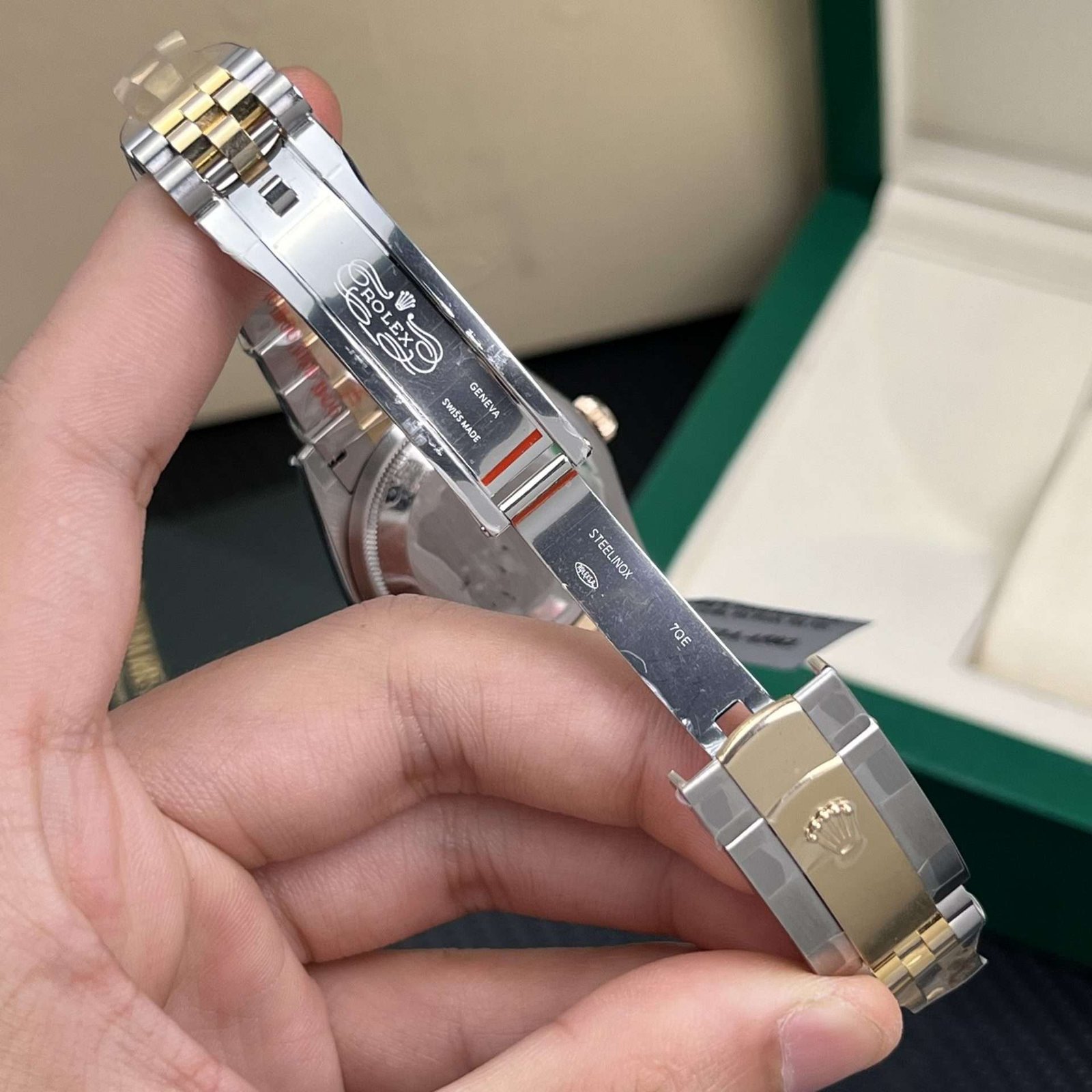 Rolex-Rep-11-DateJust-Boc-Vang-That-Day-Jubilee-GM-Factory-36mm-7 (1)