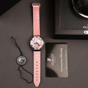 Hublot Classic Fusion Replica Watches Dial Mother Of Pearl Pink + Moissanite Diamonds 33mm