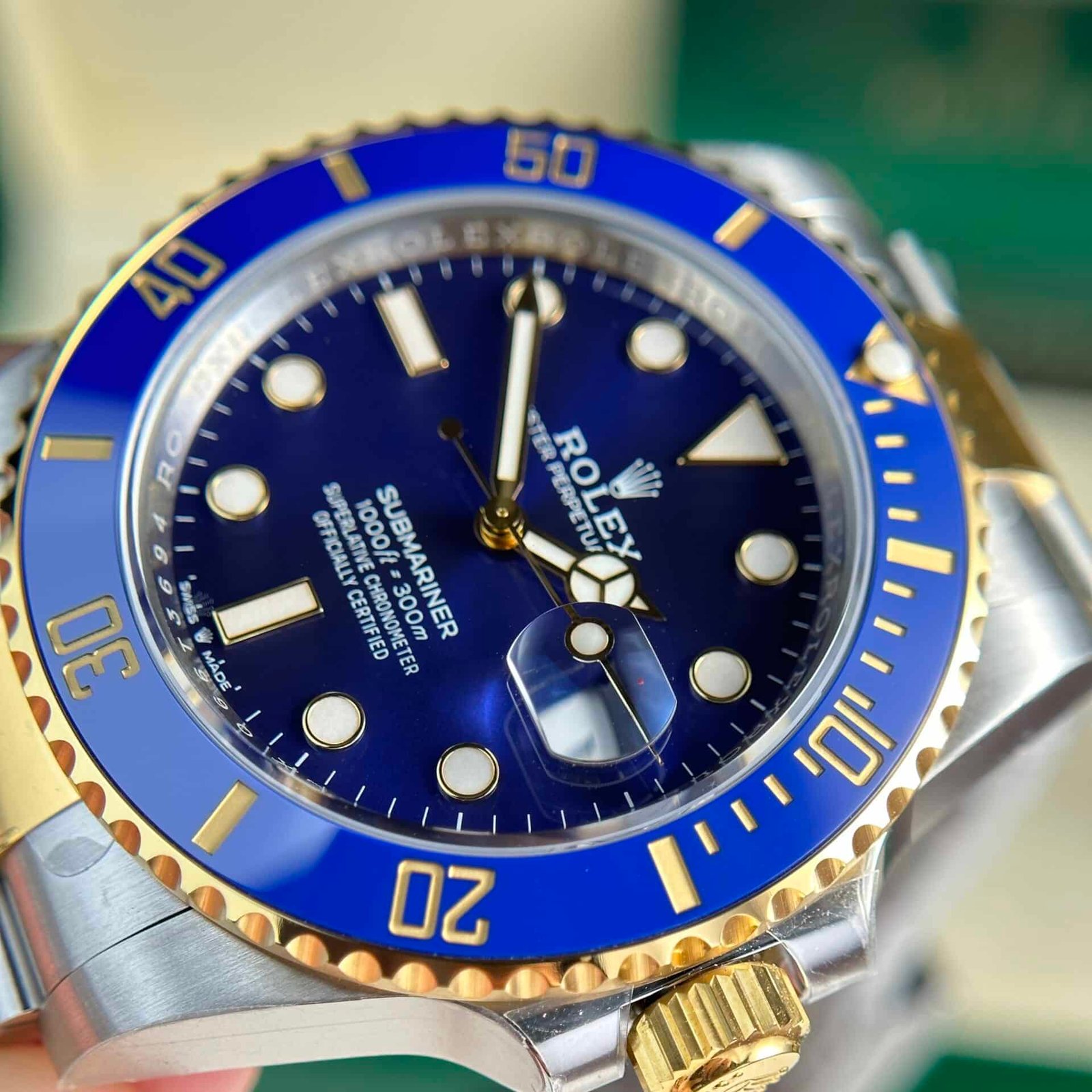 Rolex-Submariner-Date-126613LB-Two-Tone-Blue-Dial-5 (1)