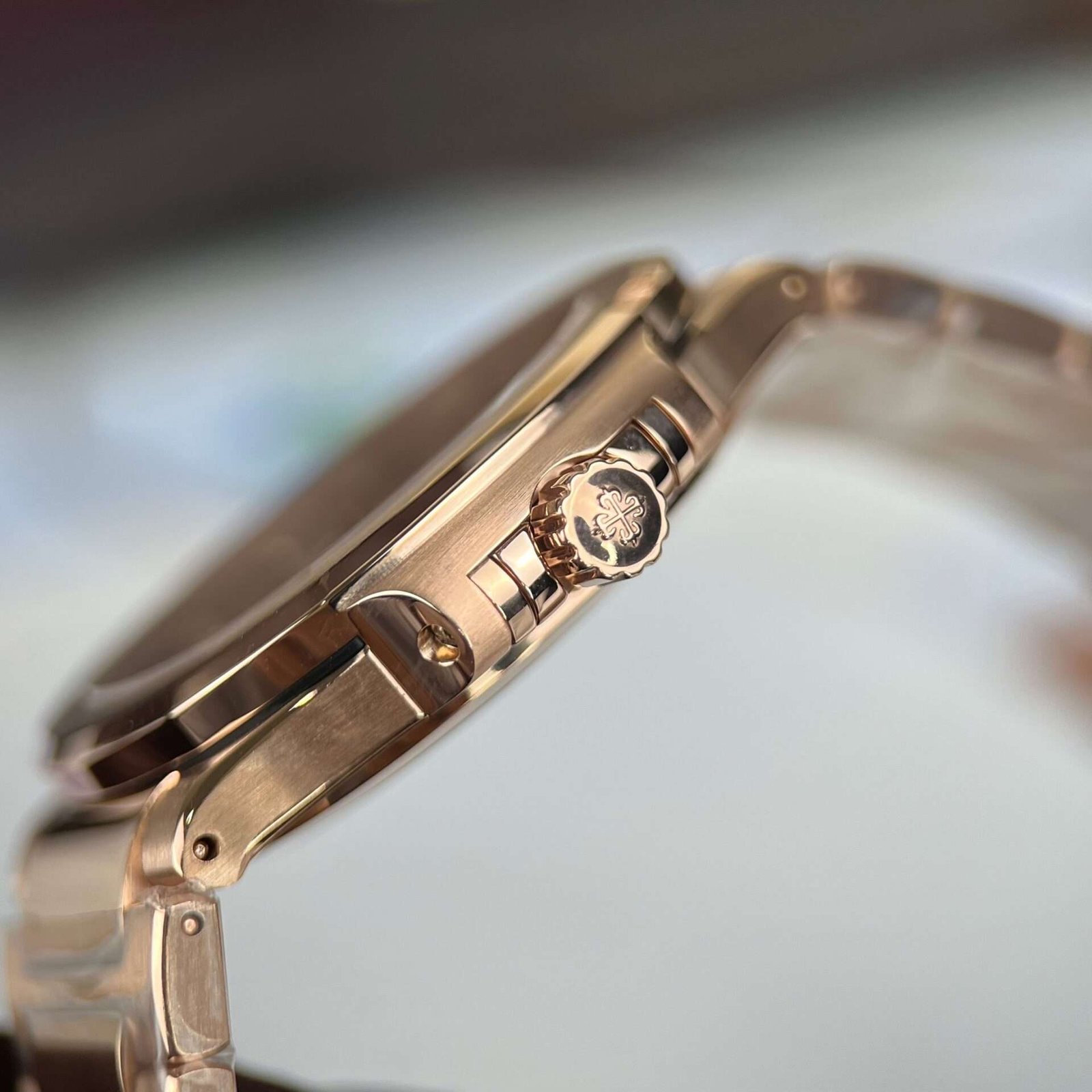 Dong-Ho-Patek-Philippe-Replica-11-1 (1)