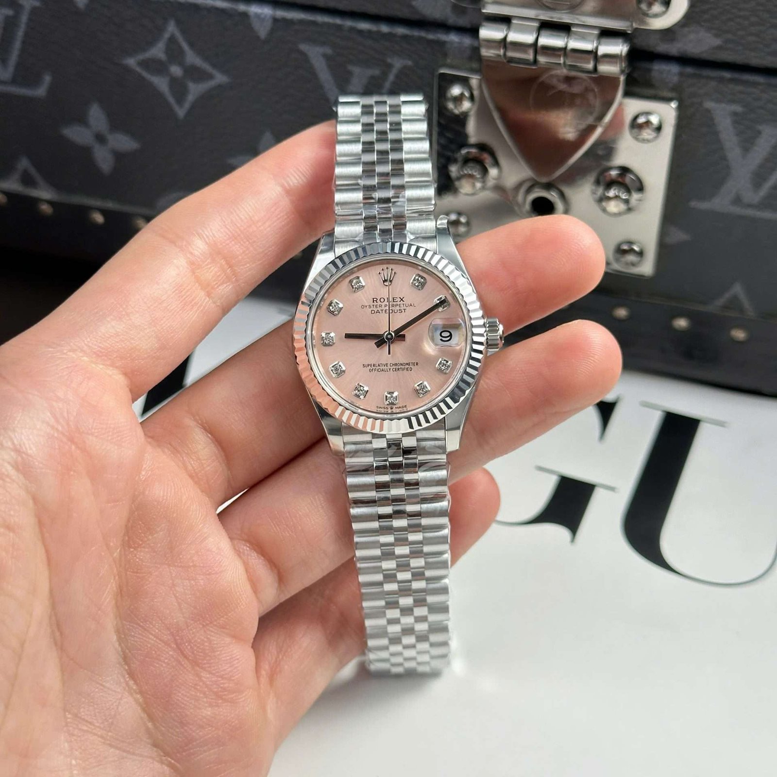 Dong-Ho-Rolex-DateJust-Replica-11-Mat-So-Mau-Hong-Day-Jubilee-Nha-May-THB-31mm-7