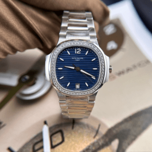 Patek Philippe Nautilus 7118 Replica Watch Blue Dial Stone Bezel 35.2mme