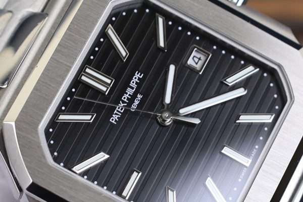 Dong-Ho-Patek-Philippe-Cubitus-5821-Mat-Den-Replica-Nha-May-TW-45mm-2-600×400