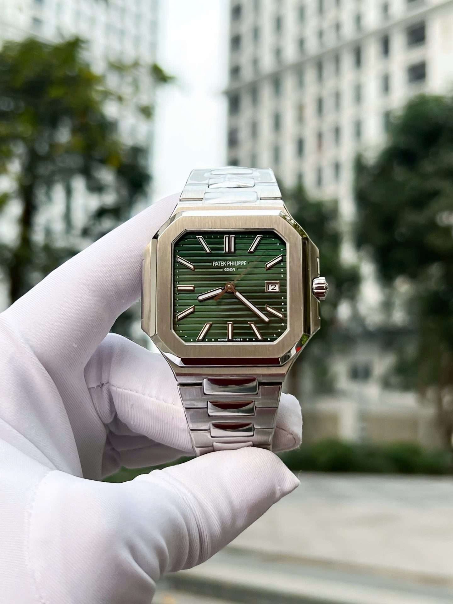 Dong-Ho-Patek-Philippe-Cubitus-5821-Mat-Xanh-Green-Rep-11-Cao-Cap-43mm-8