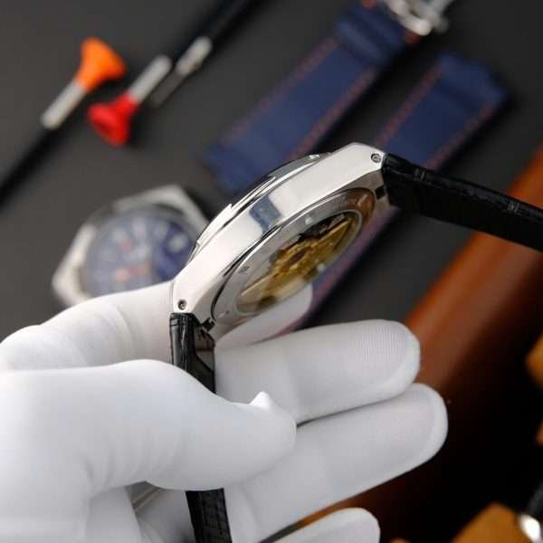 Dong-Ho-Vacheron-Constantin-Overseas-Dual-Time-7900V-Rep-11-Mau-Den-Nha-May-PZ-41mm-8-600×600