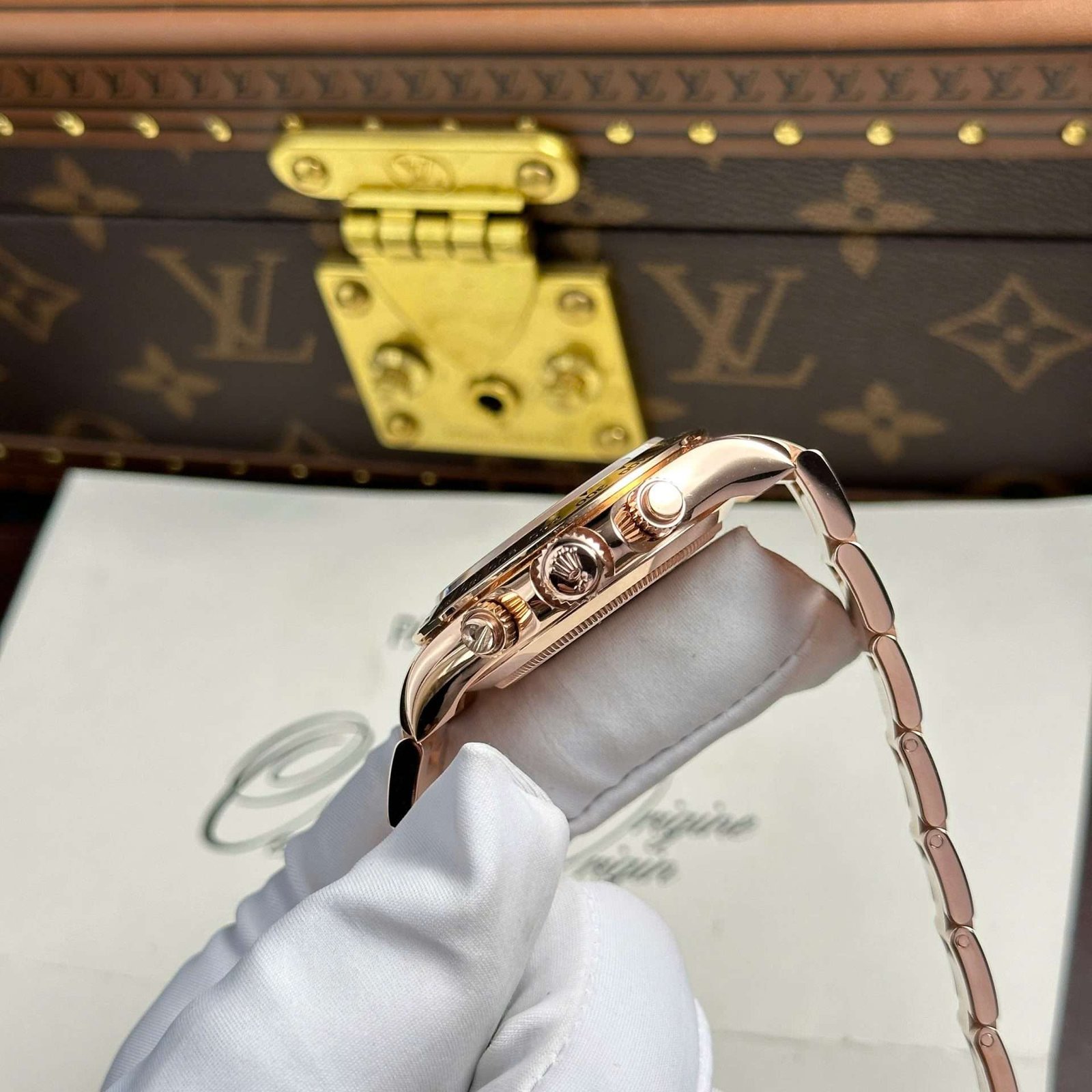 Dong-Ho-Rolex-Cosmograph-Daytona-Che-Tac-Boc-Vang-That-Mat-Den-40mm-8 (1)