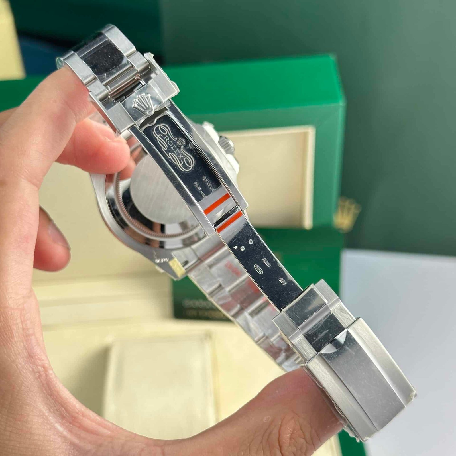 Rolex-GMT-Master-II-126719BLRO-mat-so-thien-thach-10