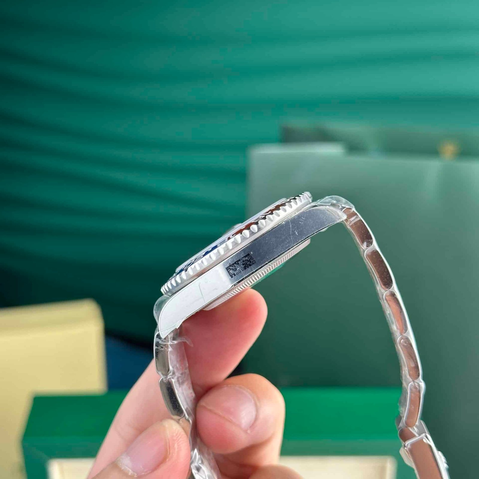 Rolex-GMT-Master-II-126719BLRO-mat-so-thien-thach-8