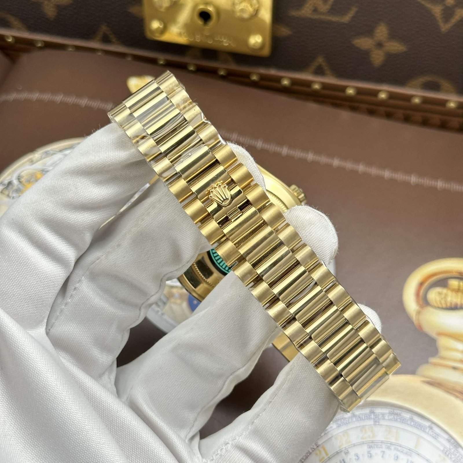 Dong-Ho-Rolex-Day-Date-Rep-11-Mat-Vang-Champagne-Trong-Luong-212-Gram-Chuan-Auth-RCF-40mm-4