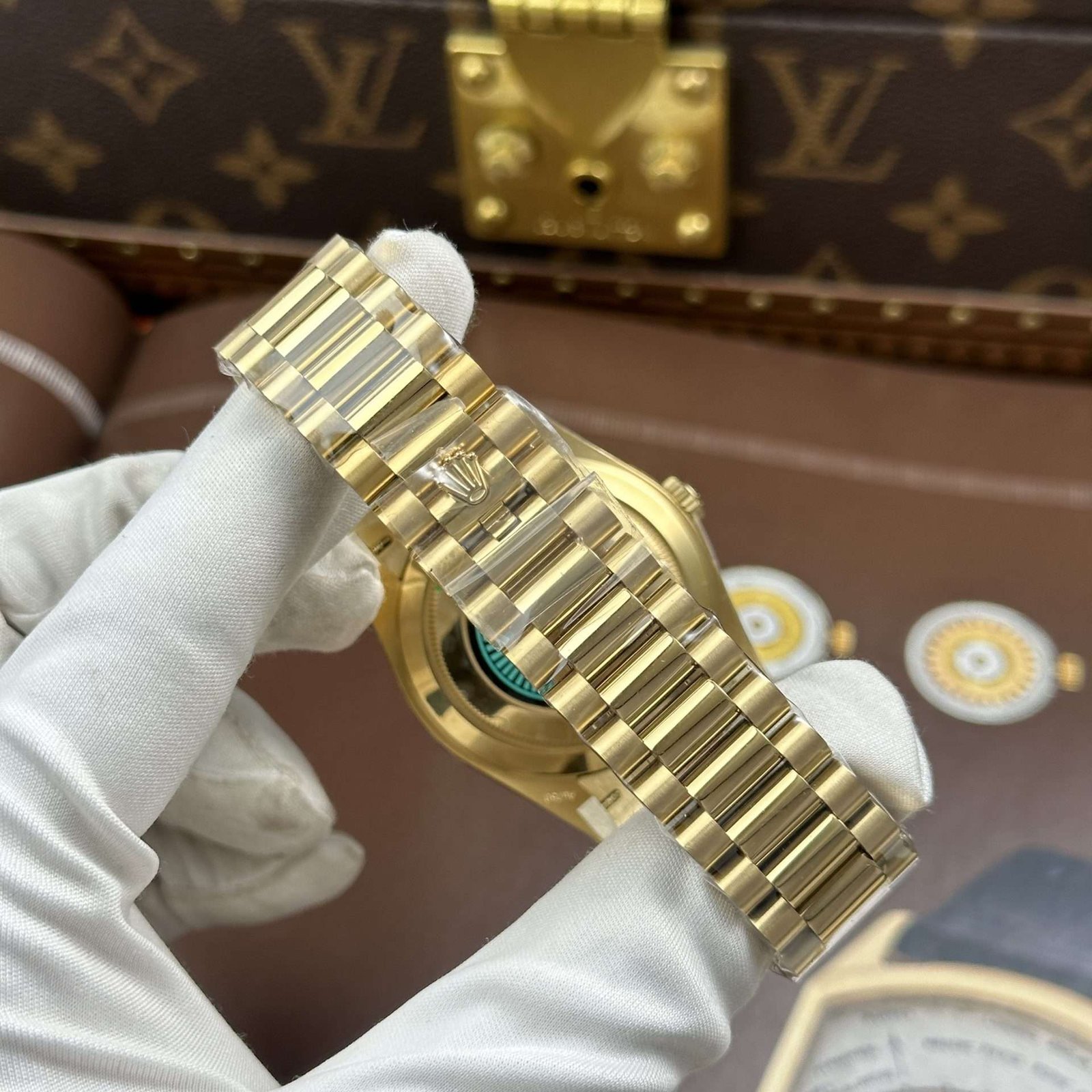 Dong-Ho-Rolex-Day-Date-Replica-11-Mat-Trang-Su-May-Calibre-3255-Super-Clone-Nha-May-RC-40mm-2