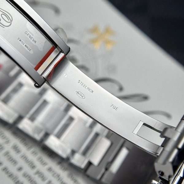 Dong-Ho-Rolex-Sea-Dweller-126600-Replica-Cao-Cap-Nha-May-VS-43mm-6-600×600