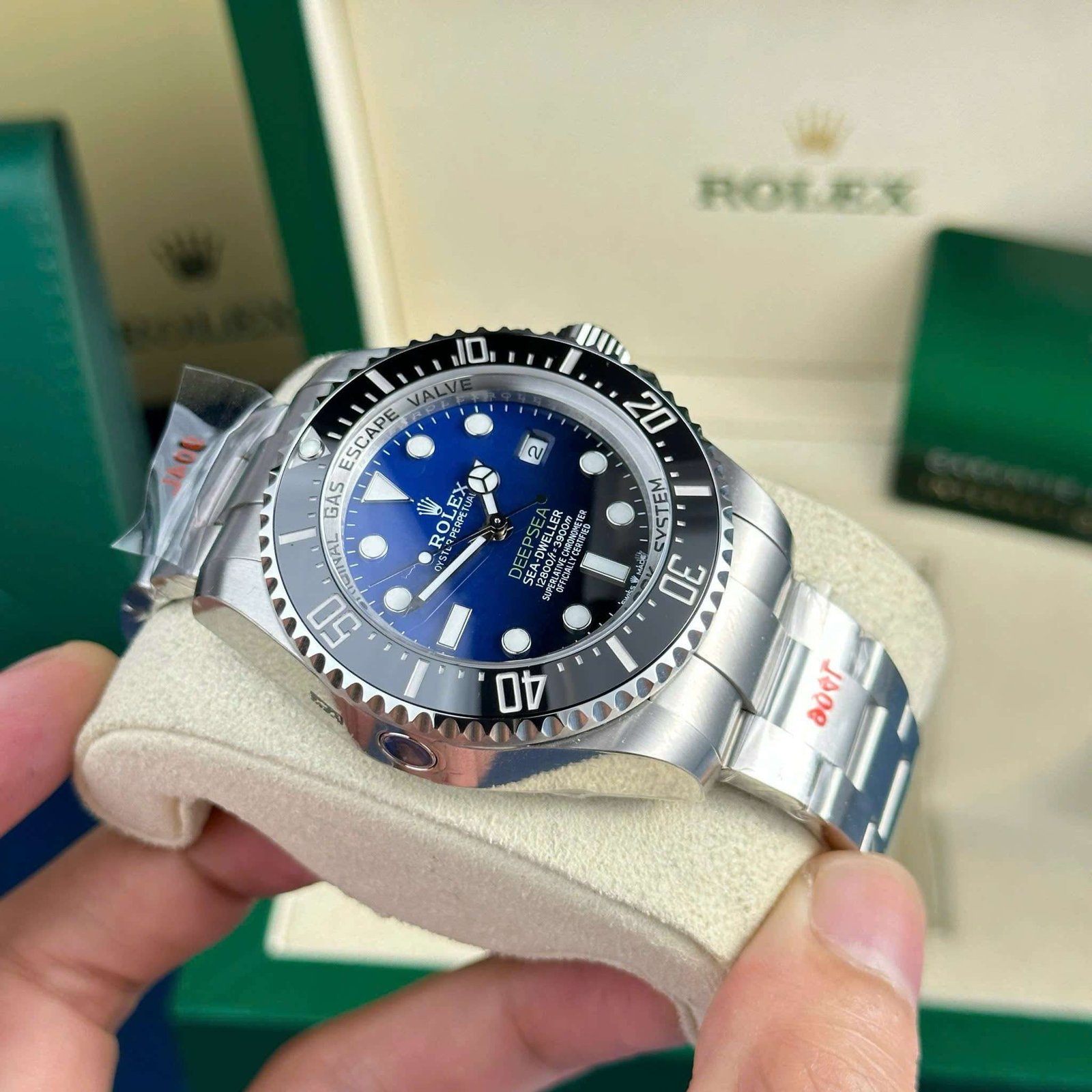 Rolex-DeepSea-126660-D-Blue-Dial-3 (8)